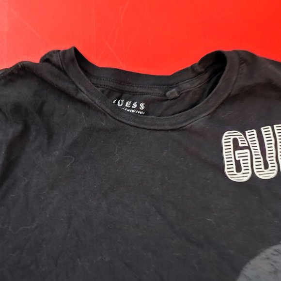 Guess graphic T-shirt black men's size L - Picture 3 of 5